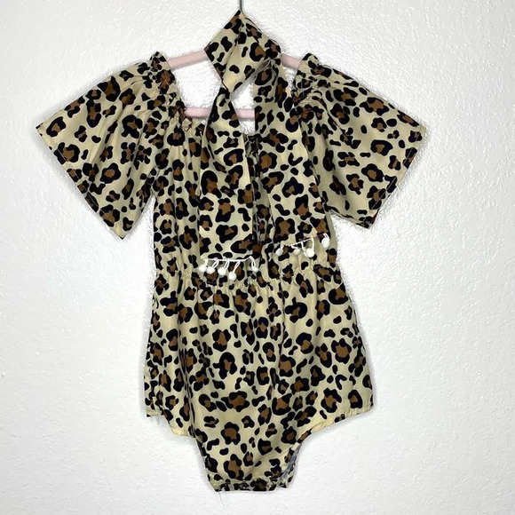 Leopard Short Sleeve Onesie With Matching Headband 2T - Picture 1 of 7